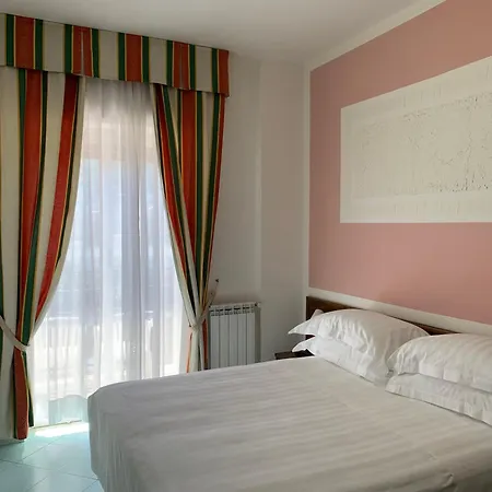 Conte Hotel 3*