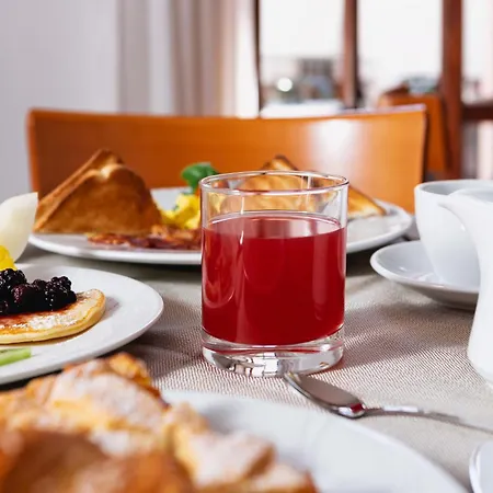 Hotel Conte 3*