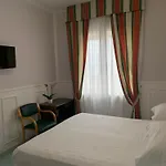 Conte ホテル