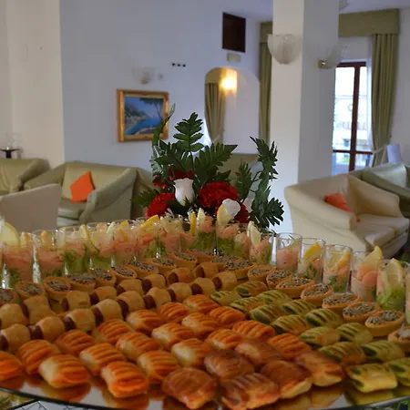 Conte 3* Isquia